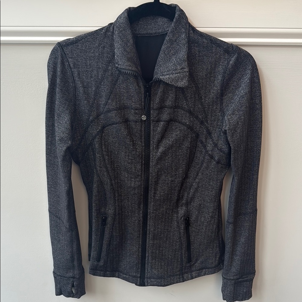 Lululemon Athletica Gray Utility Jacket Sleek Design